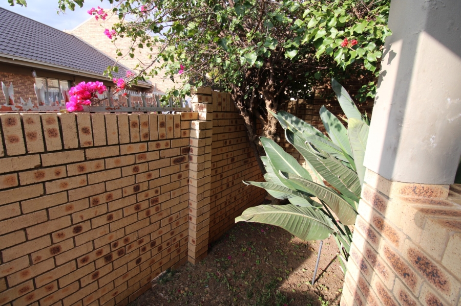 To Let 3 Bedroom Property for Rent in Baysvalley Free State